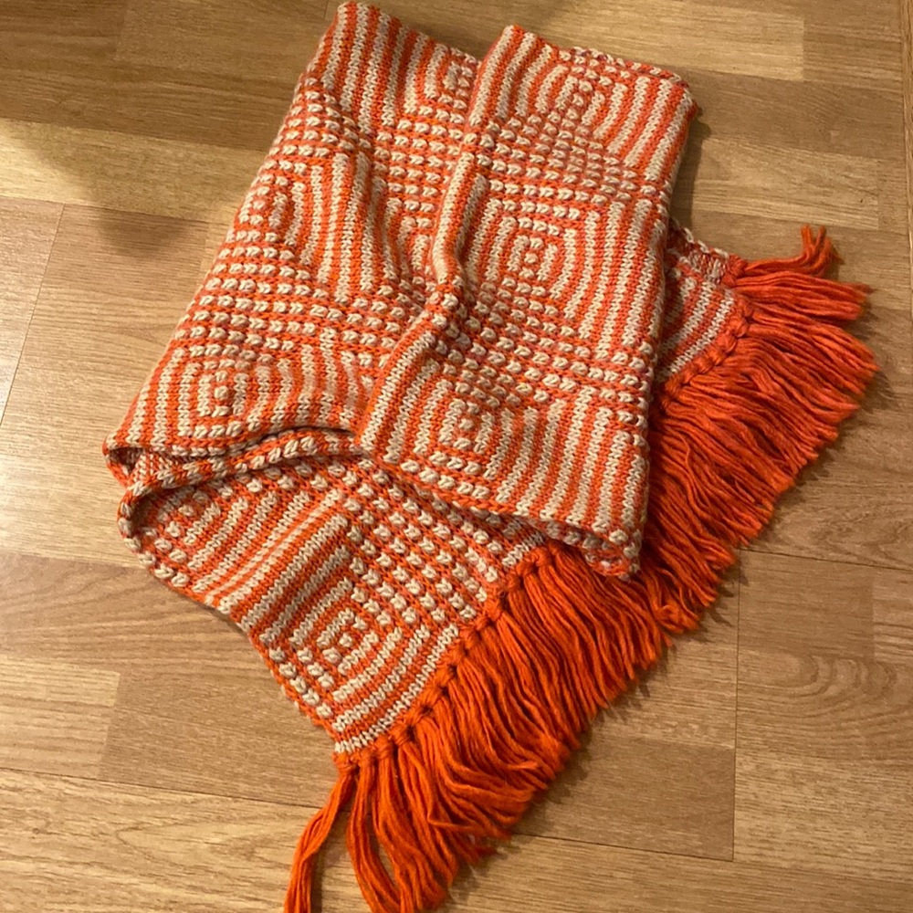 Echo wool and acrylic oversized scarf.